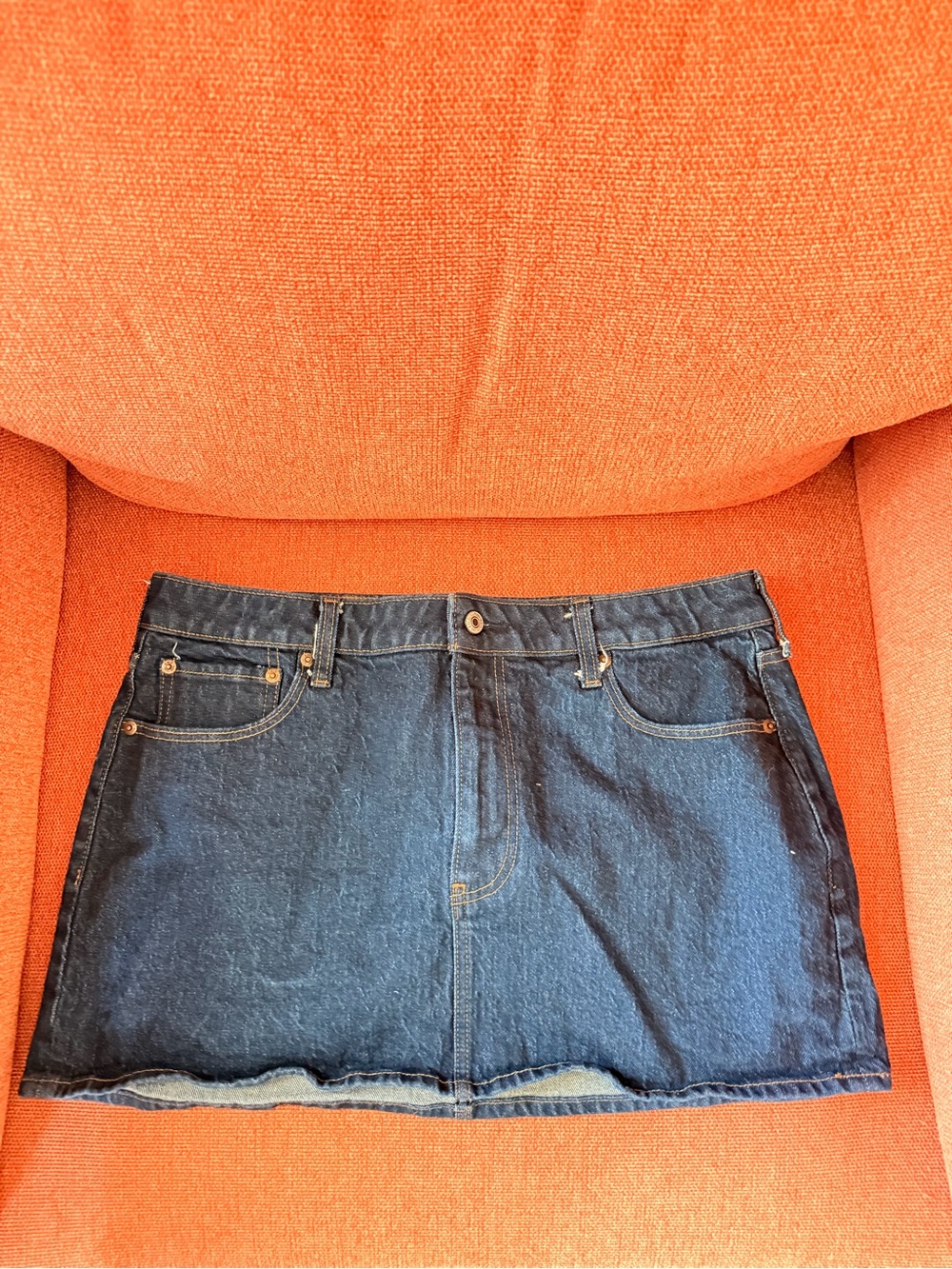 Abercrombie & Fitch Curve Love Denim Mini Skirt Size 31 Mid Rise Dark Wash